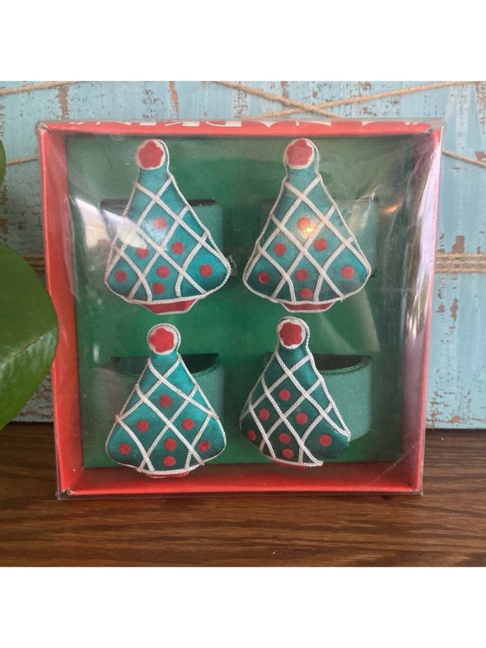 Vintage Christmas Tree Napkin Rings Green Red Satin Set Of 4 New